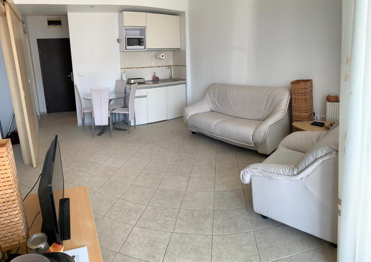 Safir Apartment *